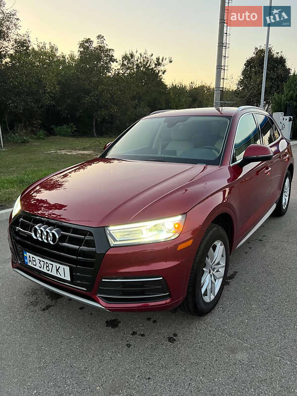 Позашляховик / Кросовер Audi Q5 2020 в Харкові
