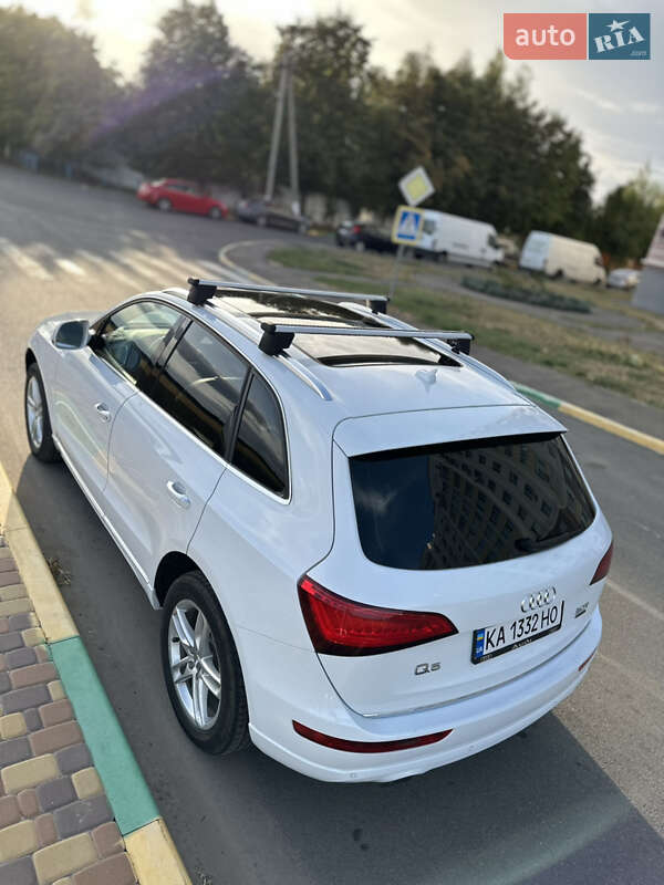 Внедорожник / Кроссовер Audi Q5 2015 в Киеве