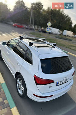 Внедорожник / Кроссовер Audi Q5 2015 в 