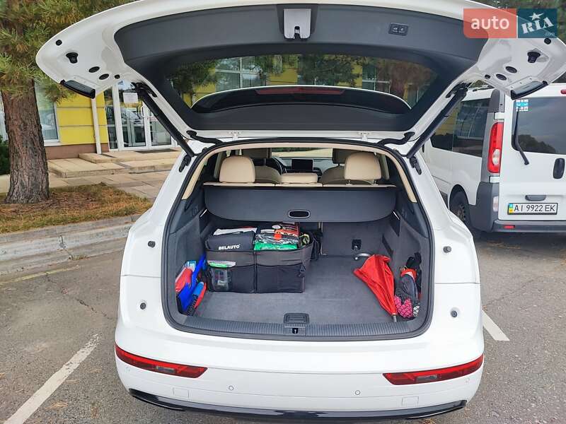 Внедорожник / Кроссовер Audi Q5 2017 в Борисполе