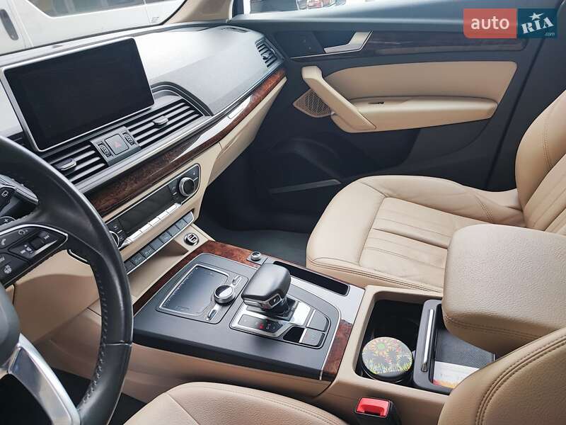 Внедорожник / Кроссовер Audi Q5 2017 в Борисполе