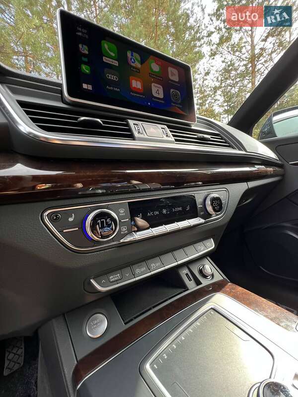 Внедорожник / Кроссовер Audi Q5 2018 в Смеле