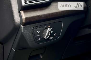 Внедорожник / Кроссовер Audi Q5 2021 в 