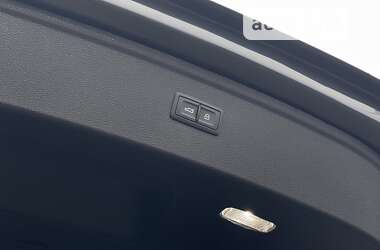 Внедорожник / Кроссовер Audi Q5 2021 в 