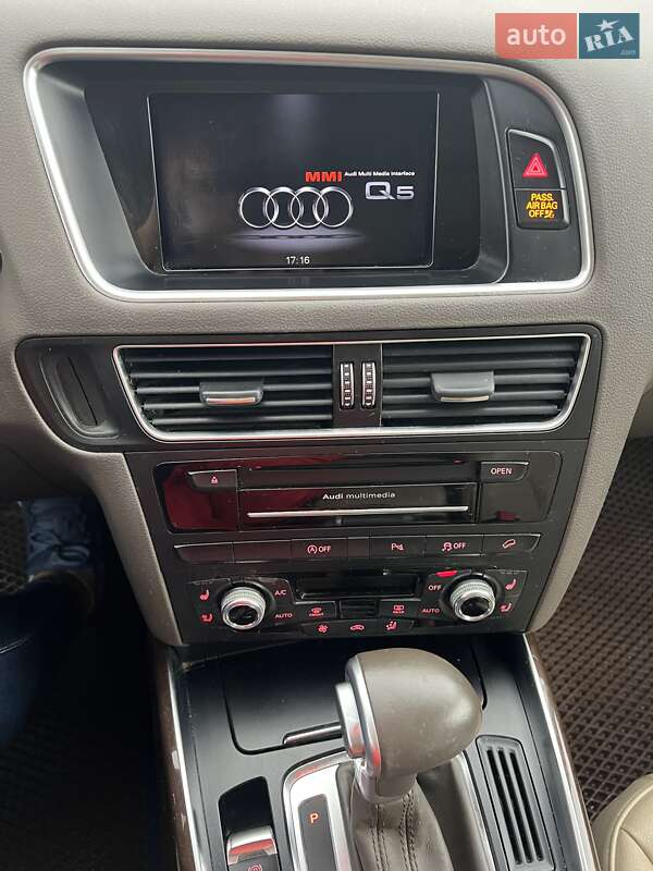 Позашляховик / Кросовер Audi Q5 2015 в Львові