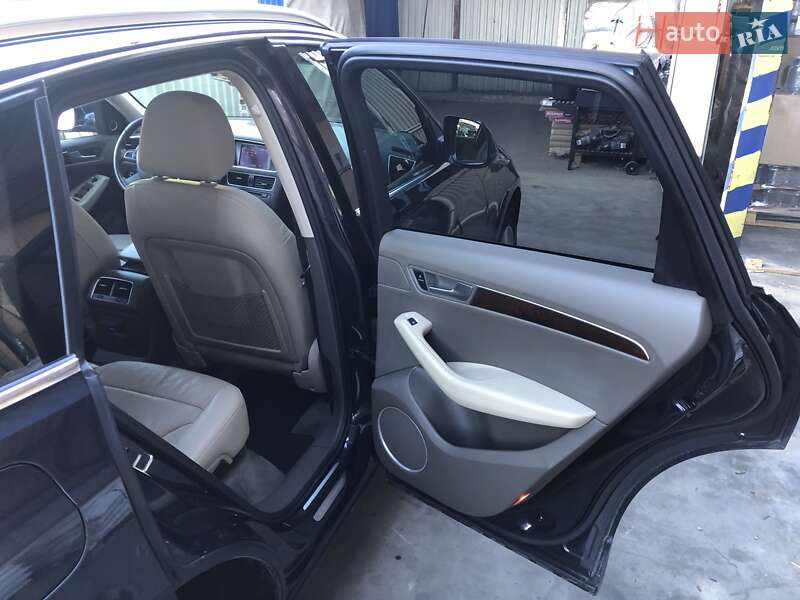 Позашляховик / Кросовер Audi Q5 2012 в Черкасах