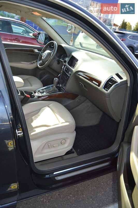 Позашляховик / Кросовер Audi Q5 2012 в Черкасах