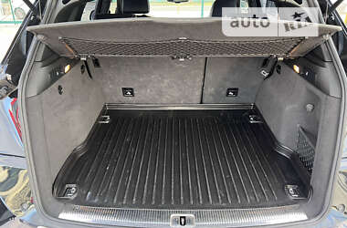 Позашляховик / Кросовер Audi Q5 2016 в 