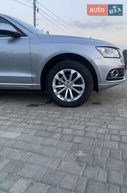 Внедорожник / Кроссовер Audi Q5 2015 в 