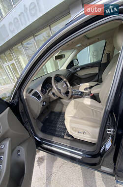 Внедорожник / Кроссовер Audi Q5 2012 в 