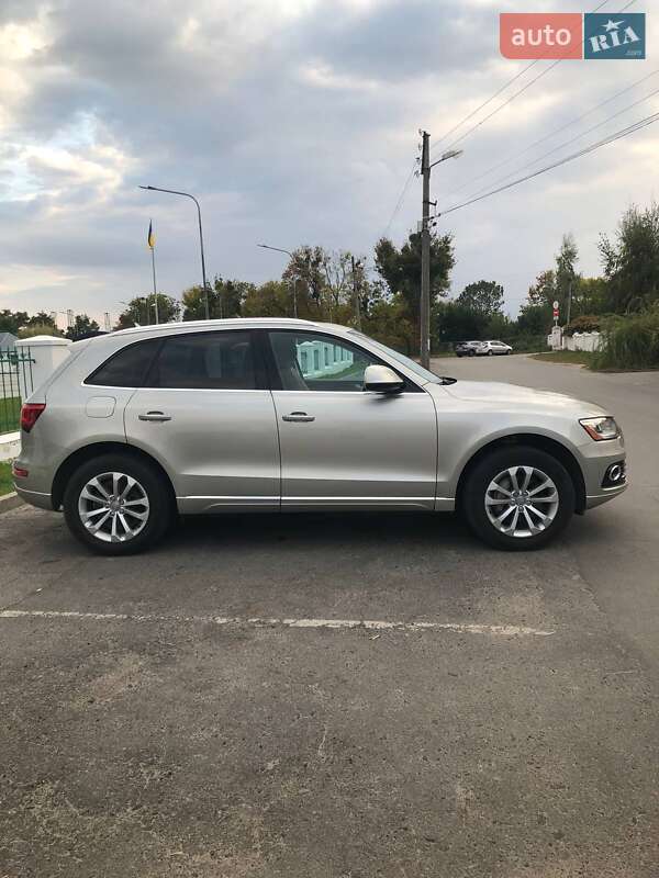 Внедорожник / Кроссовер Audi Q5 2015 в Полтаве