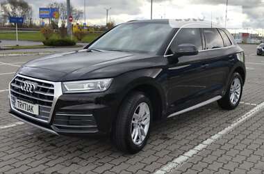 Позашляховик / Кросовер Audi Q5 2020 в Львові