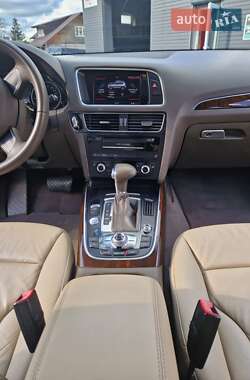 Внедорожник / Кроссовер Audi Q5 2015 в 