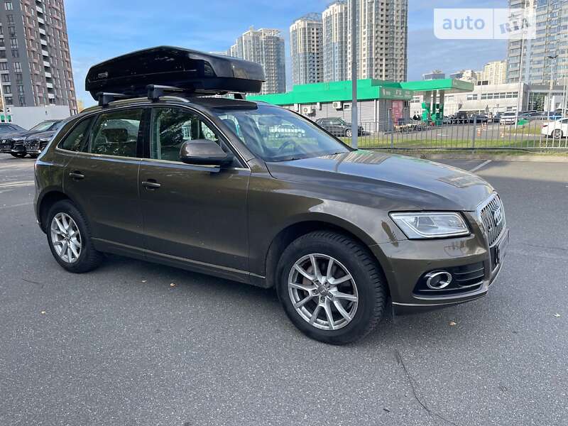 Позашляховик / Кросовер Audi Q5 2012 в Києві
