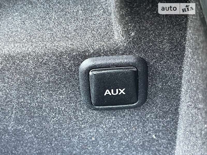 Позашляховик / Кросовер Audi Q5 2012 в Києві