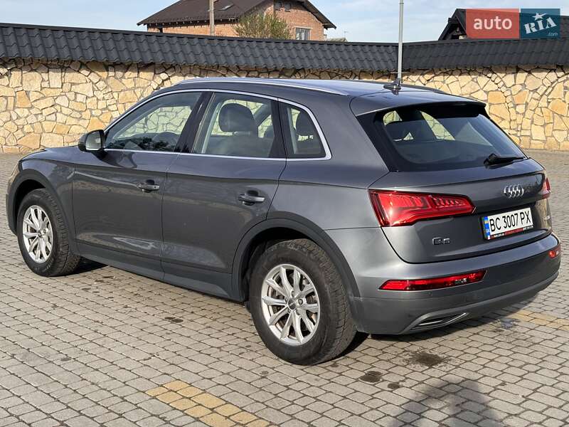 Внедорожник / Кроссовер Audi Q5 2020 в Львове