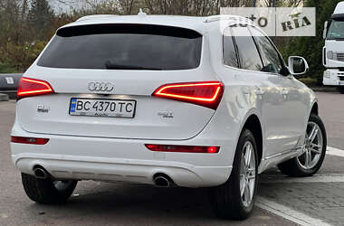 Внедорожник / Кроссовер Audi Q5 2012 в 