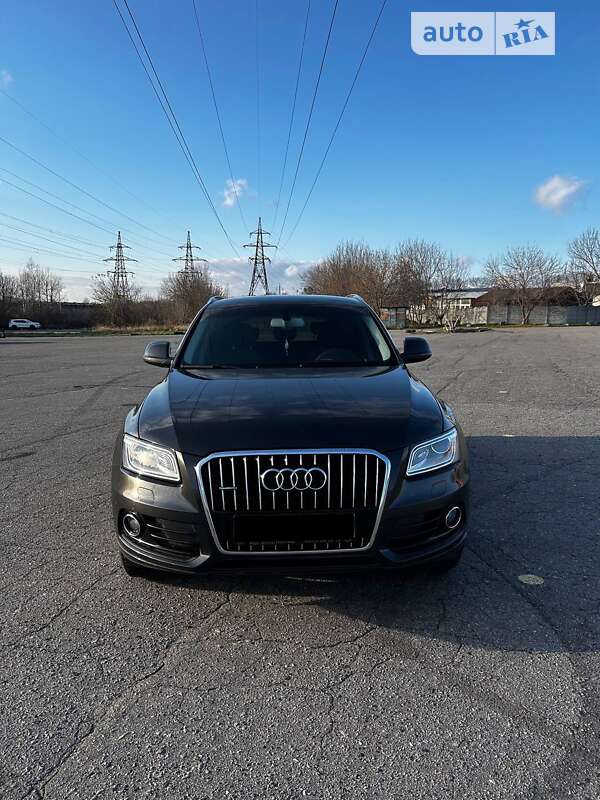 Внедорожник / Кроссовер Audi Q5 2013 в Полтаве