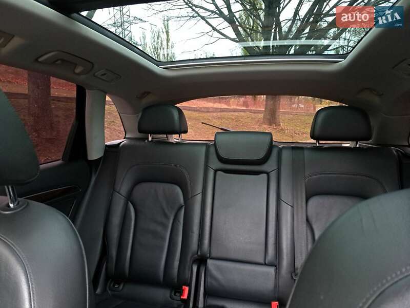 Внедорожник / Кроссовер Audi Q5 2016 в Ровно