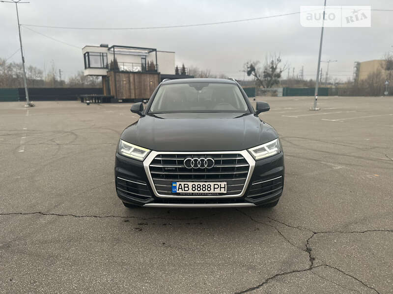 Внедорожник / Кроссовер Audi Q5 2017 в Виннице