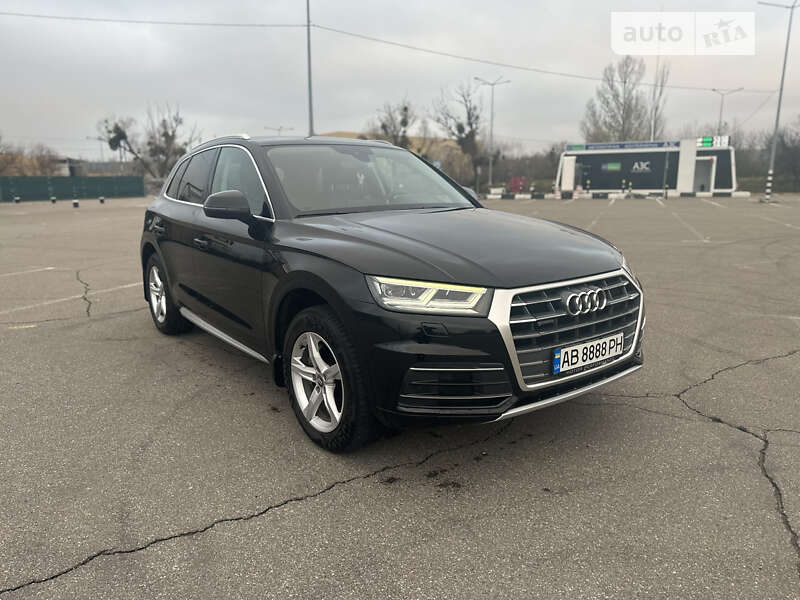 Внедорожник / Кроссовер Audi Q5 2017 в Виннице