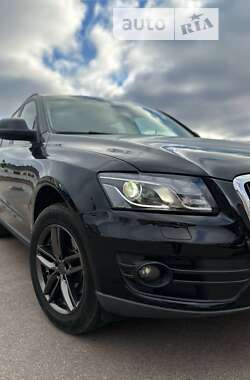 Внедорожник / Кроссовер Audi Q5 2009 в Бердичеве