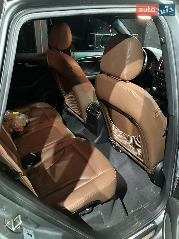 Внедорожник / Кроссовер Audi Q5 2010 в Дрогобыче