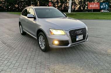 Внедорожник / Кроссовер Audi Q5 2015 в 