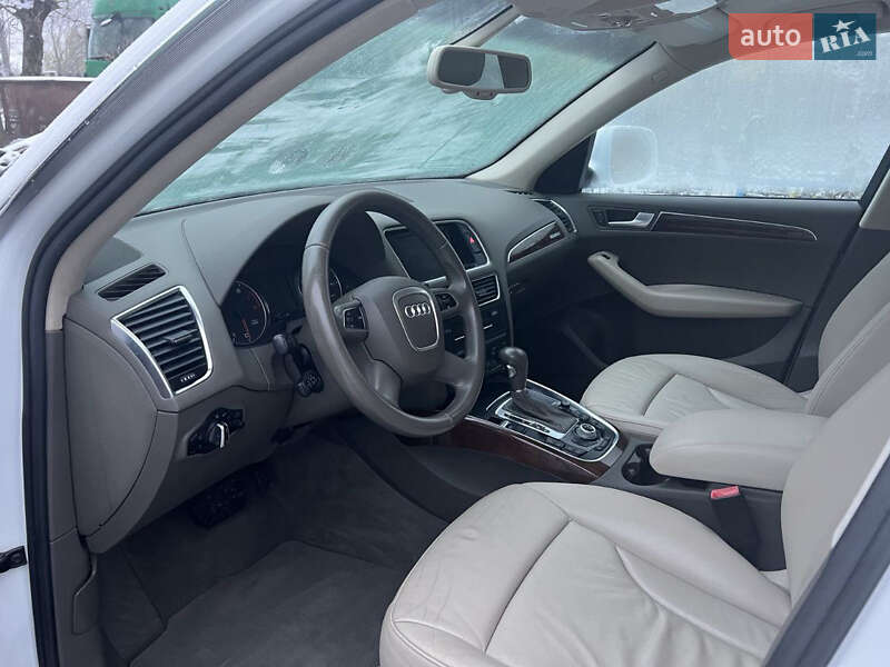 Внедорожник / Кроссовер Audi Q5 2011 в Копычинце