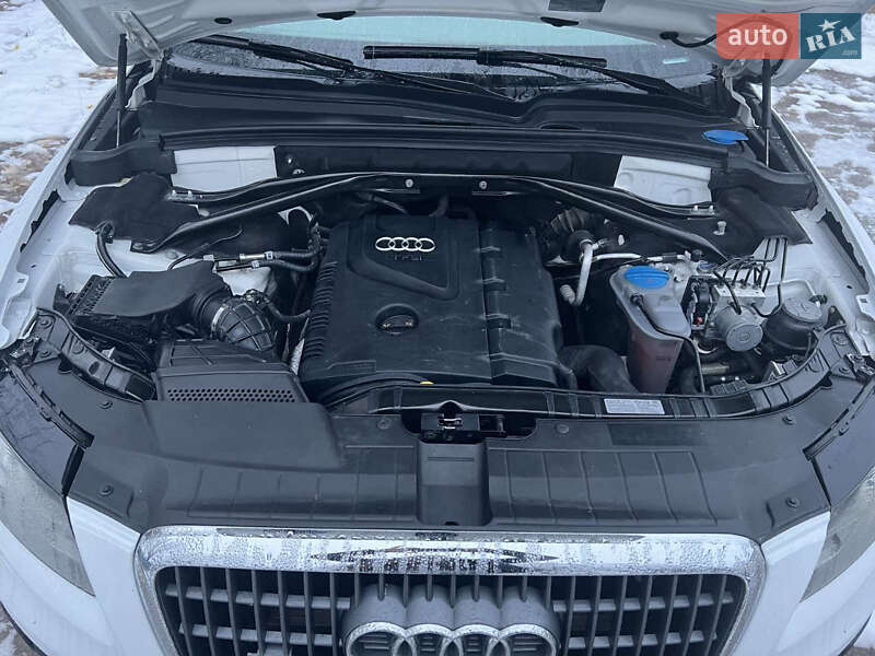 Внедорожник / Кроссовер Audi Q5 2011 в Копычинце