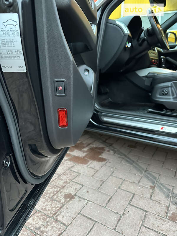 Внедорожник / Кроссовер Audi Q5 2012 в Хмельницком