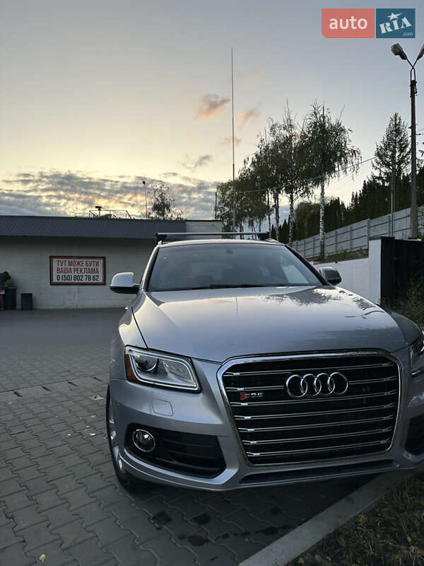 Позашляховик / Кросовер Audi Q5 2015 в Чернівцях