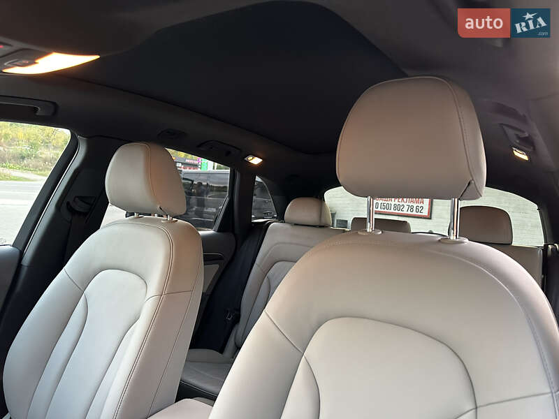 Позашляховик / Кросовер Audi Q5 2015 в Чернівцях