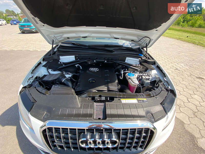 Внедорожник / Кроссовер Audi Q5 2016 в Днепре