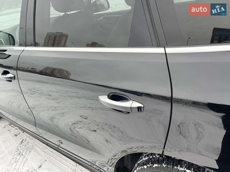 Внедорожник / Кроссовер Audi Q5 2016 в Харькове