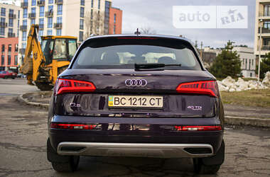 Позашляховик / Кросовер Audi Q5 2019 в Львові