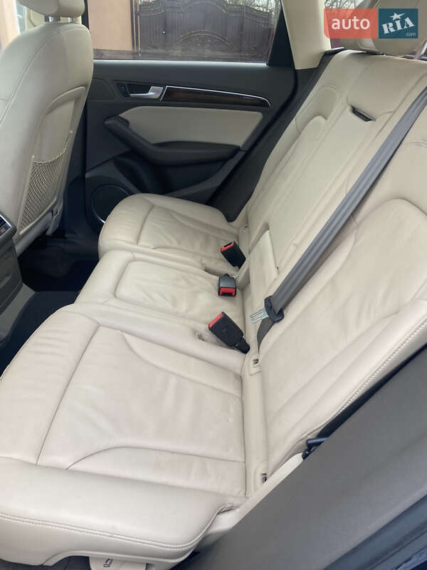 Позашляховик / Кросовер Audi Q5 2014 в Самборі