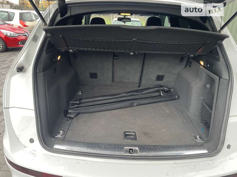 Внедорожник / Кроссовер Audi Q5 2012 в Луцке