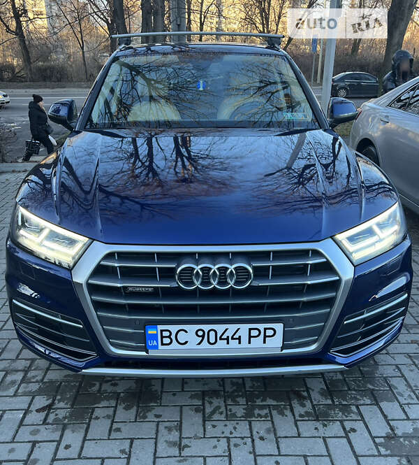 Внедорожник / Кроссовер Audi Q5 2016 в Львове