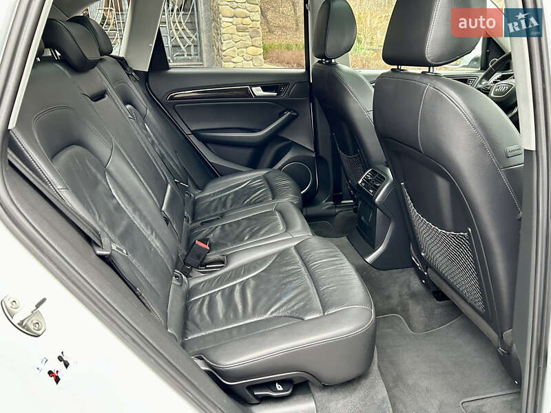 Внедорожник / Кроссовер Audi Q5 2013 в Львове