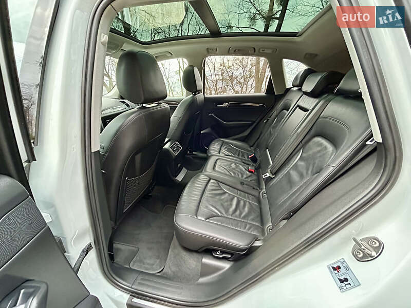 Внедорожник / Кроссовер Audi Q5 2013 в Львове