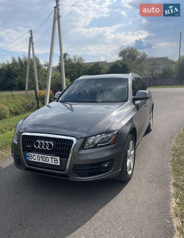 Внедорожник / Кроссовер Audi Q5 2012 в Городке