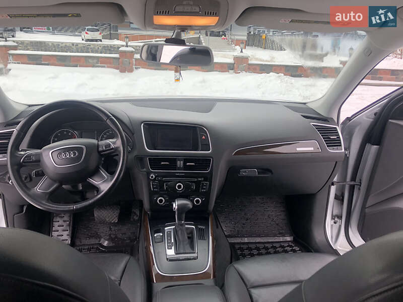 Внедорожник / Кроссовер Audi Q5 2014 в Ровно