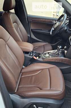 Позашляховик / Кросовер Audi Q5 2014 в Золочеві