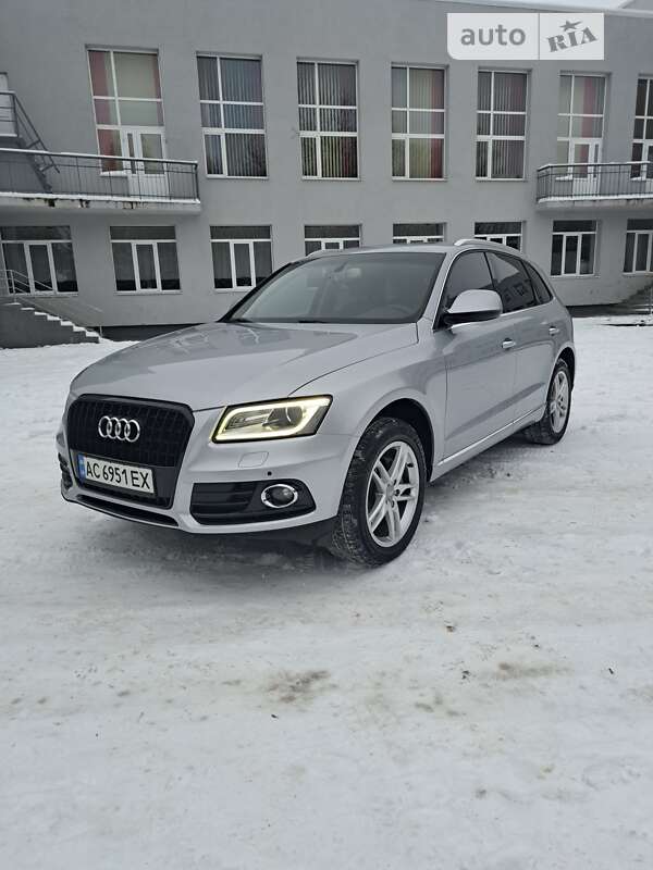 Внедорожник / Кроссовер Audi Q5 2015 в Луцке