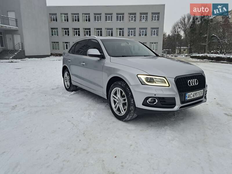 Позашляховик / Кросовер Audi Q5 2015 в Луцьку