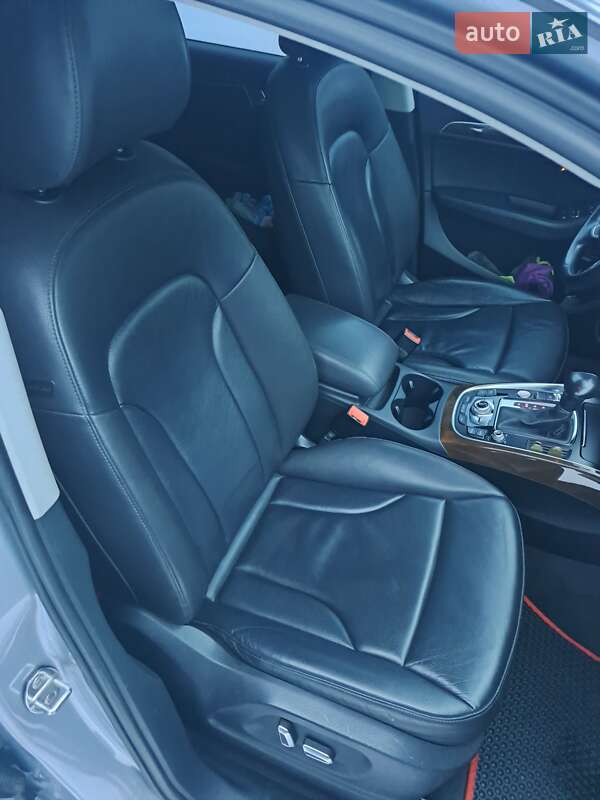 Позашляховик / Кросовер Audi Q5 2015 в Луцьку