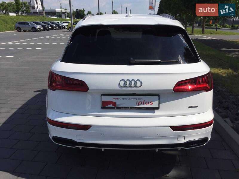 Внедорожник / Кроссовер Audi Q5 2018 в Киеве