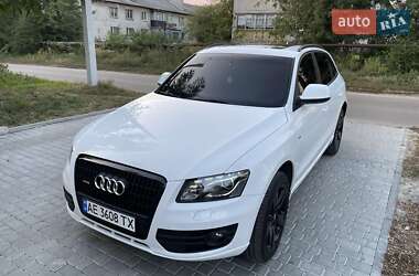 Внедорожник / Кроссовер Audi Q5 2010 в Днепре