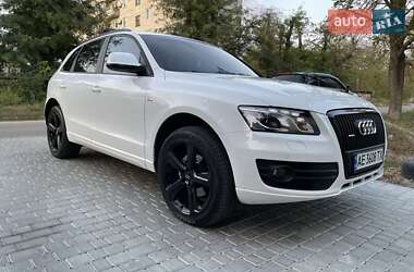 Внедорожник / Кроссовер Audi Q5 2010 в Днепре